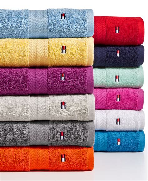 tommy hilfiger towels bathroom